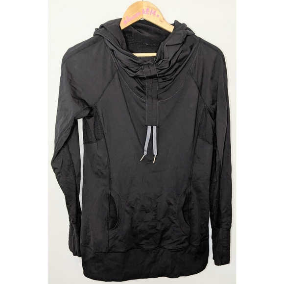 lululemon athletica Tops - Lululemon run ambition pullover size 8